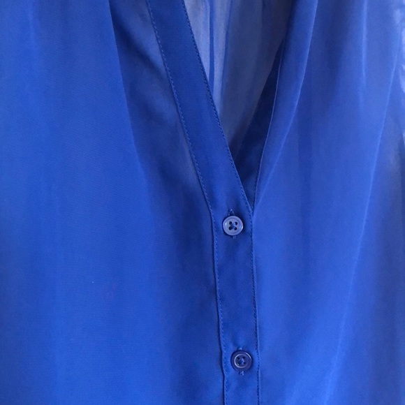 Banana Republic Mesh Top - Picture 3 of 4